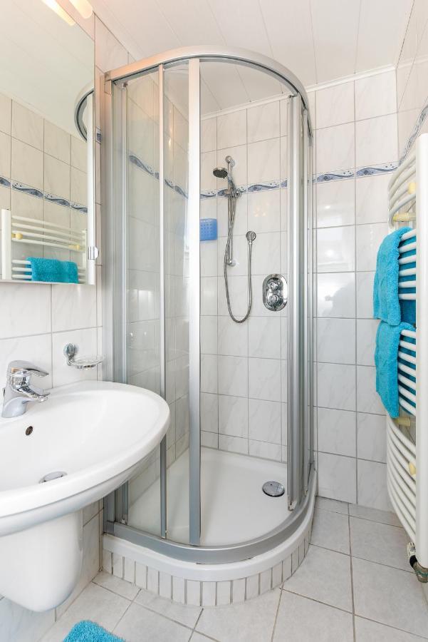 Ferienwohnungen Im Haus Waterkant Neuharlingersiel Εξωτερικό φωτογραφία